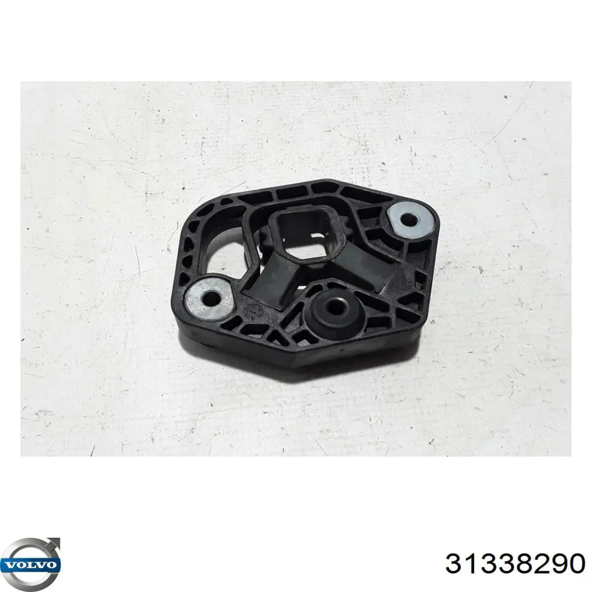 Патрубок интеркулера 31338290 Volvo