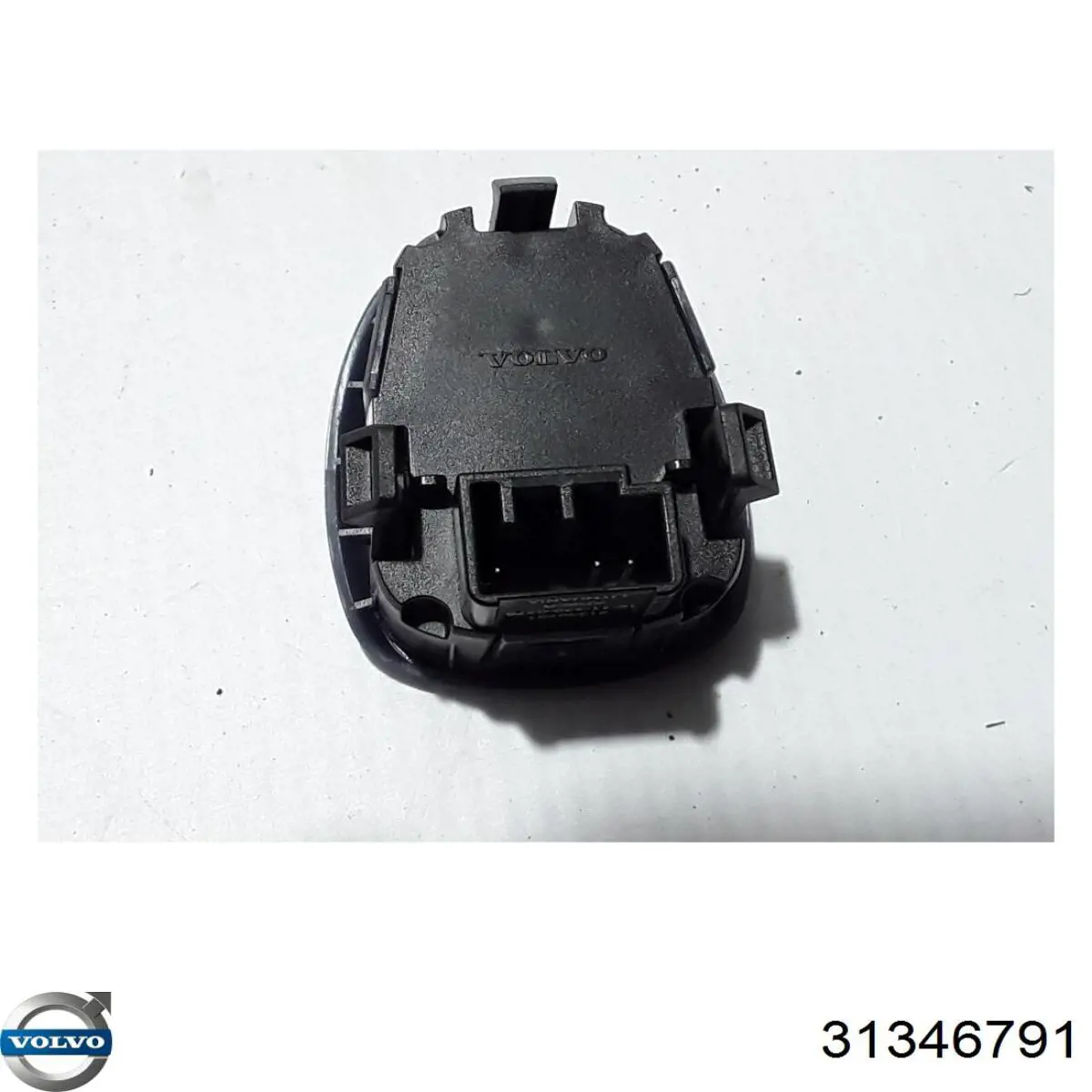 32130682 Volvo 