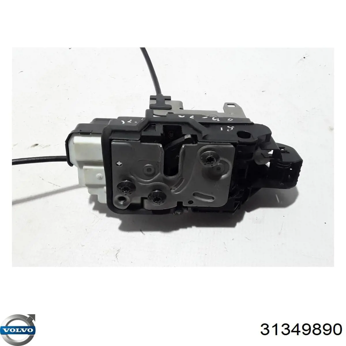 Купить 31349890 Volvo 