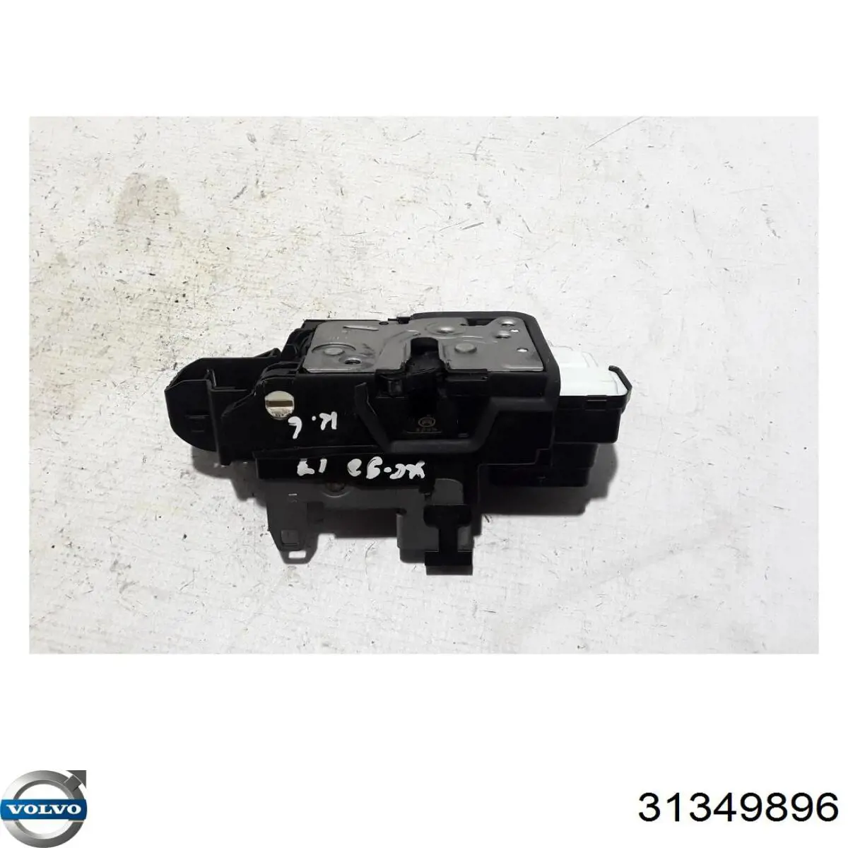 Купить 31349896 Volvo 