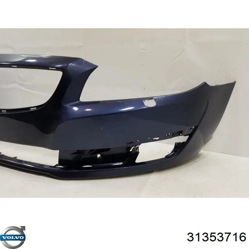 Передний бампер 31353716 Volvo
