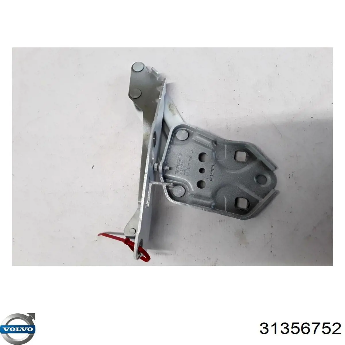Купить 31356752 Volvo Завеса капота левая