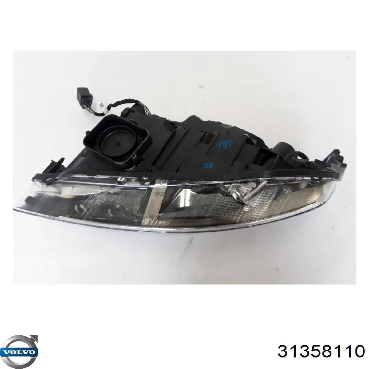 31358110 Volvo Фара передняя правая