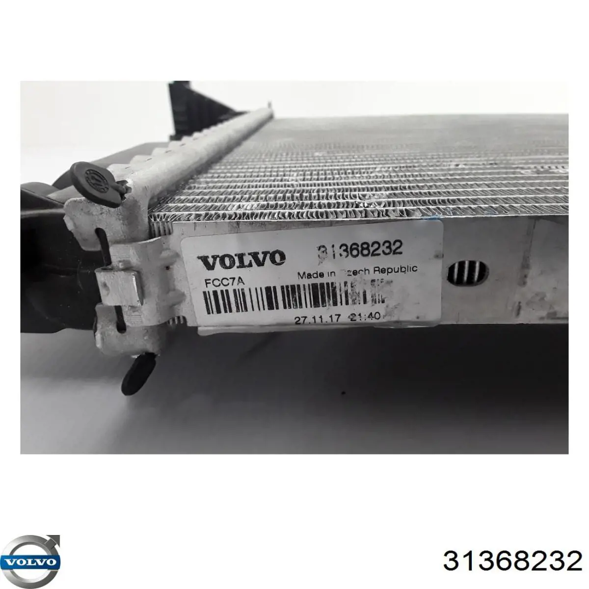  Радиатор Volvo V60 2