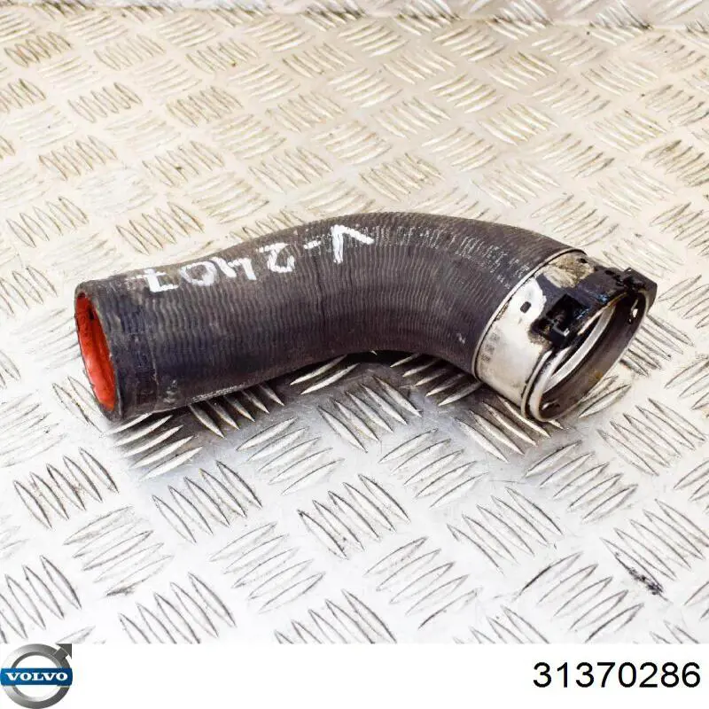 Шланг/патрубок интеркуллера Volvo 31370286 цена, от 59.59 USD
