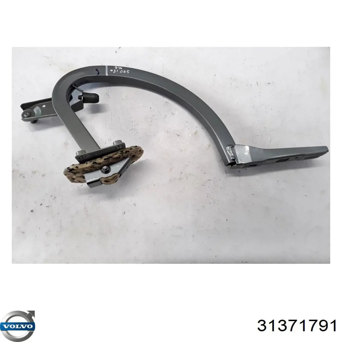 Петля крышки багажника 31371791 Volvo
