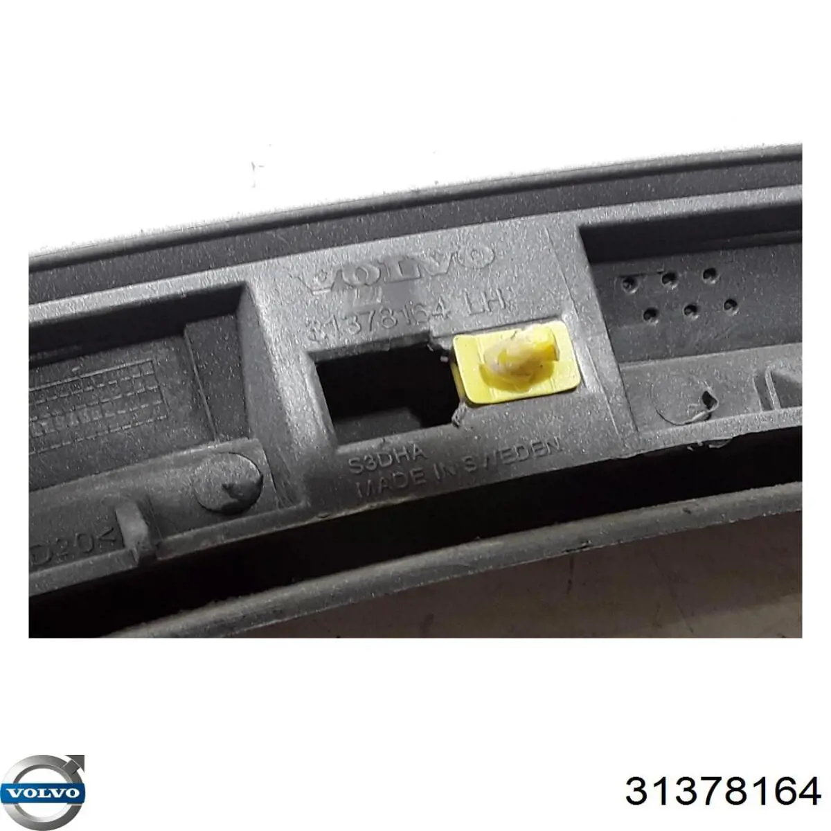 Расширитель (накладка) арки заднего крыла левый 31378164 Volvo