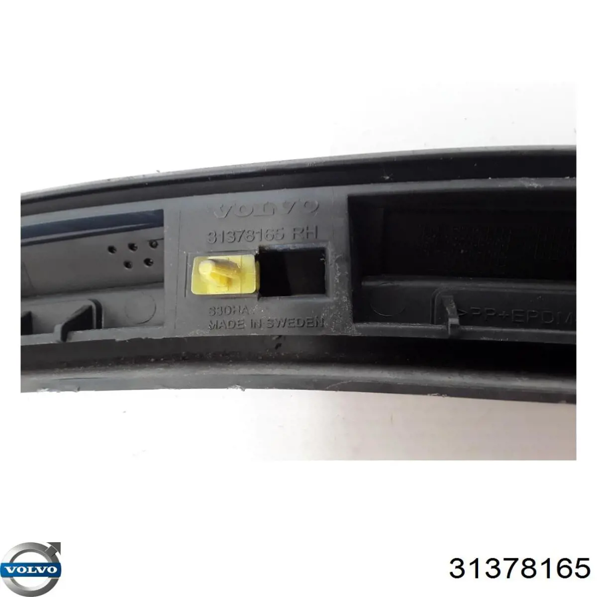Расширитель (накладка) арки заднего крыла правый 31378165 Volvo