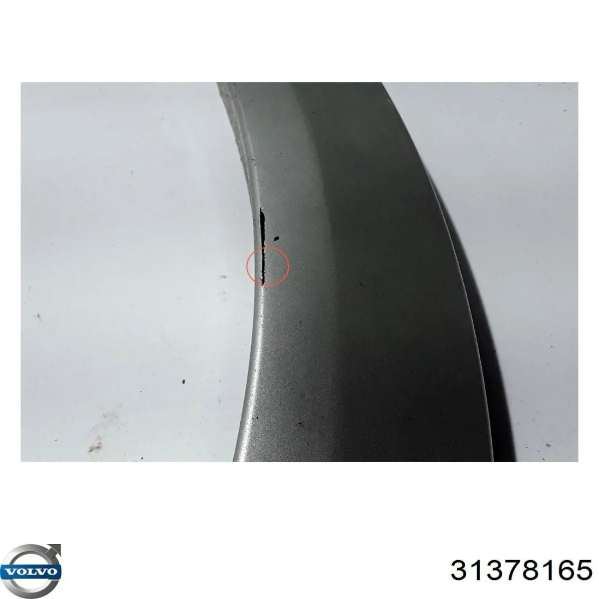Молдинг задней арки крыла, правый Volvo 31378165