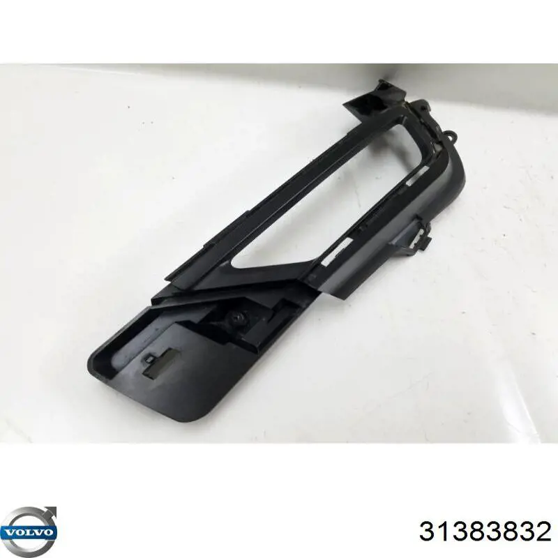 31383832 Volvo 