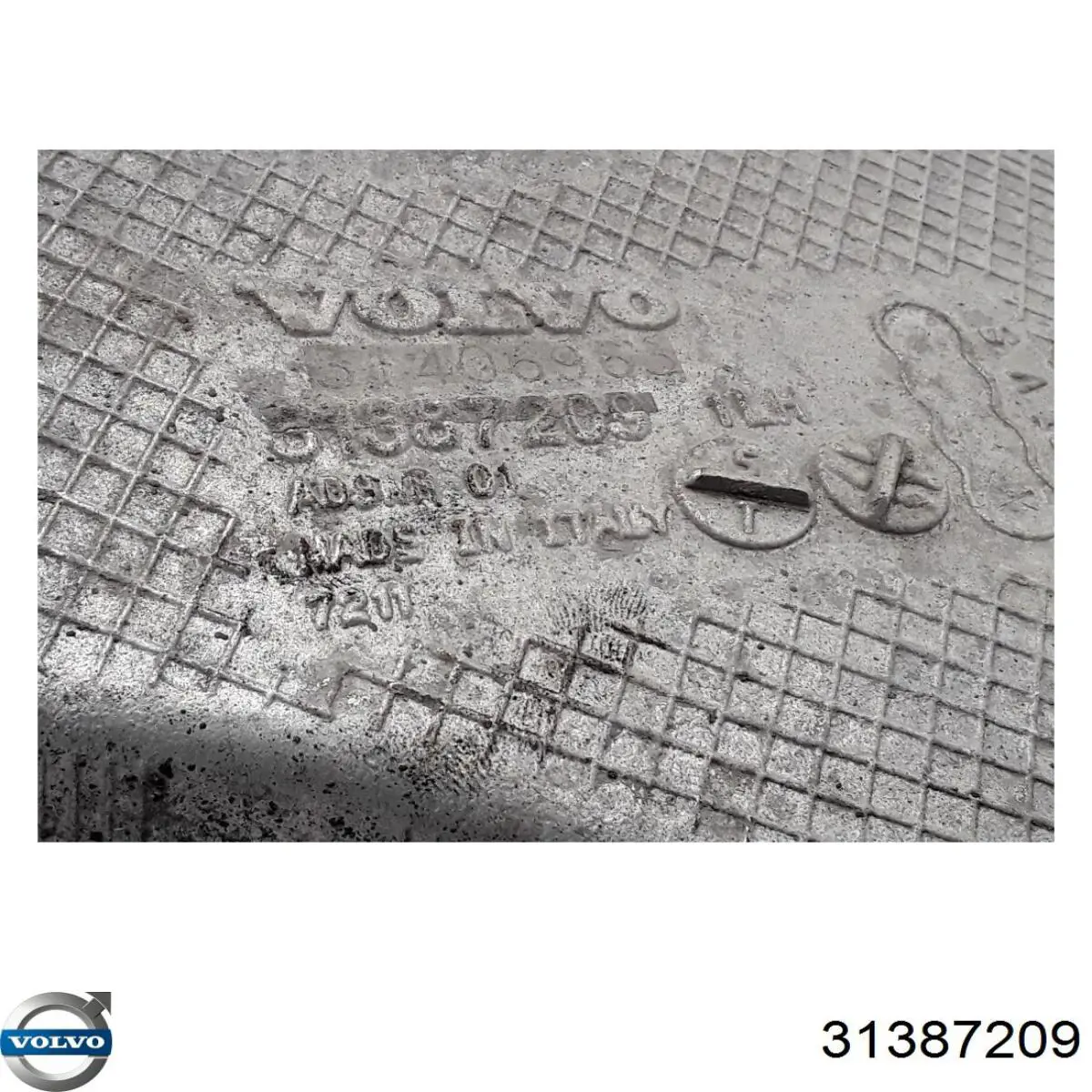 Рычаг задней подвески нижний левый 31678069 Volvo