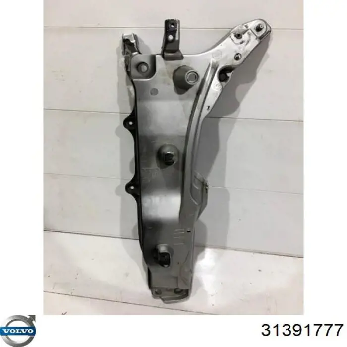 Купить 31391777 Volvo Кронштейн крепления крыла переднего левого передний