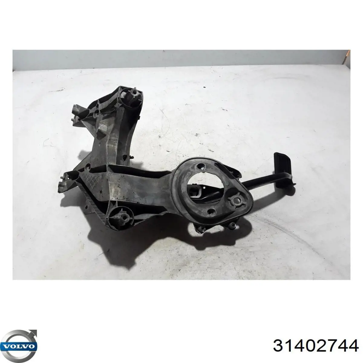  Volvo 32390330 цена, от 47.91 USD