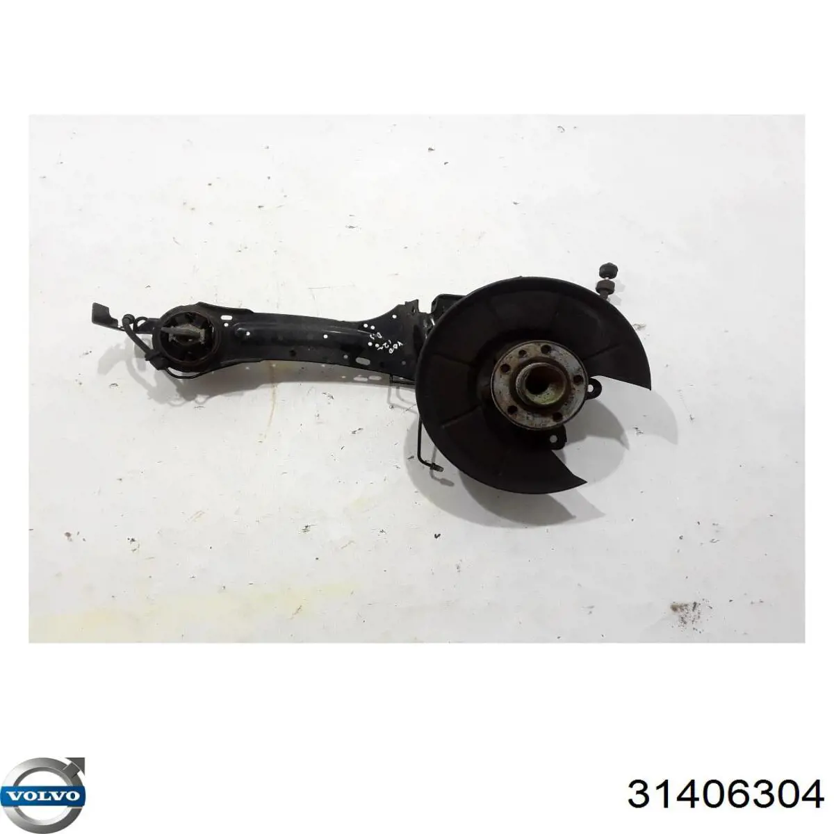 Рычаг (тяга) задней подвески продольный нижний левый 31476185 Volvo