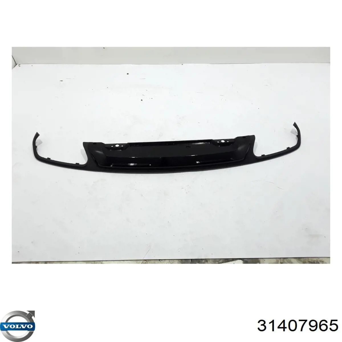 31407965 Volvo Молдинг бампера заднего