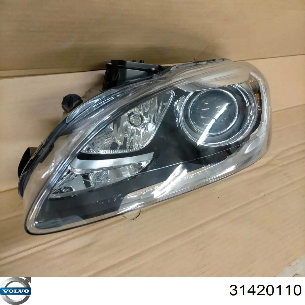 Фара левая Volvo 31420110 цена, от 1590.86 USD