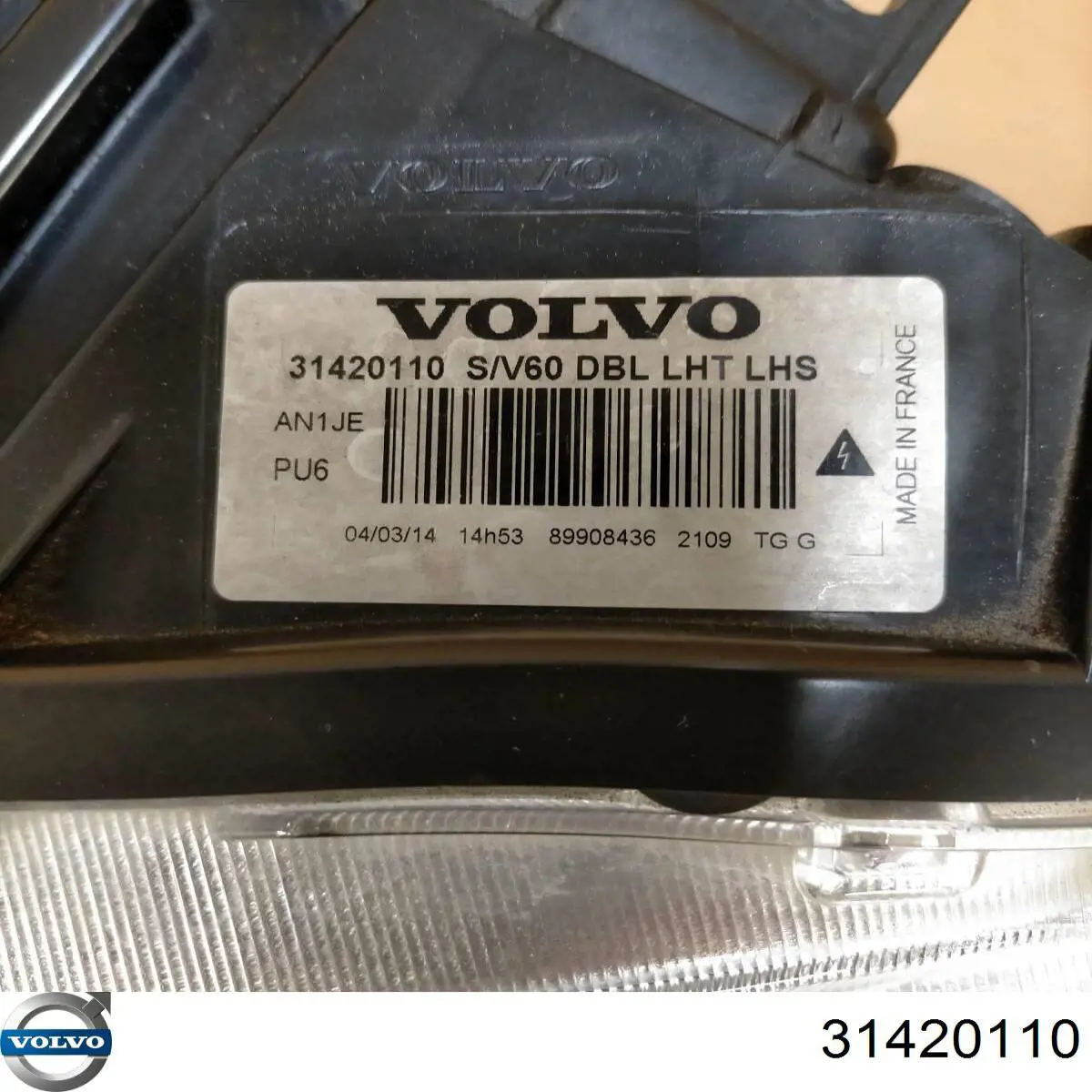 Левая фара 31420110 Volvo