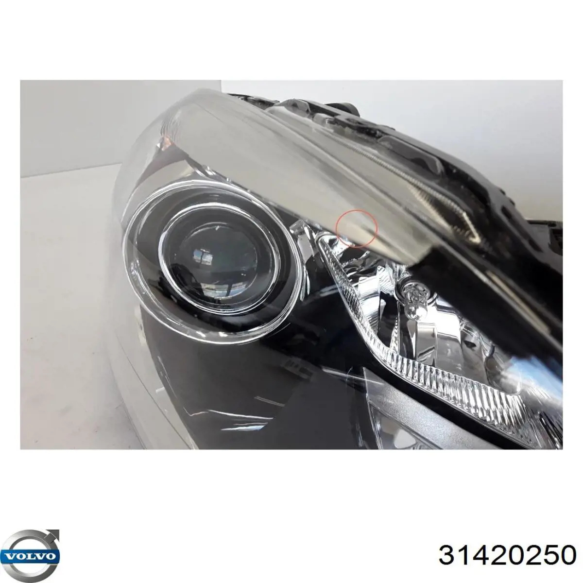 Фара правая VALEO 450586