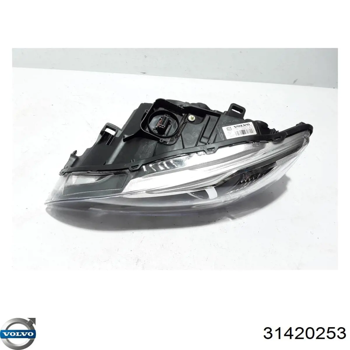 31353284 Volvo Фара