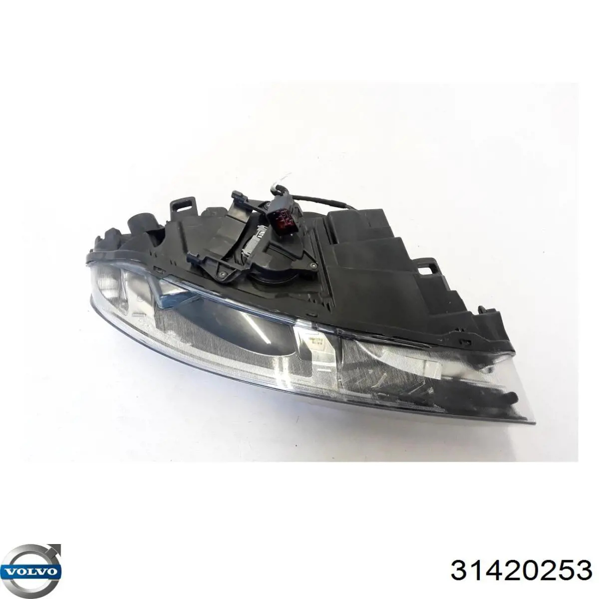Фара левая Volvo 31353284 цена, от 913.34 USD