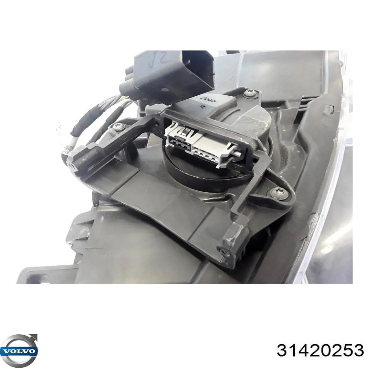 Купить 31353284 Volvo Фара левая передняя
