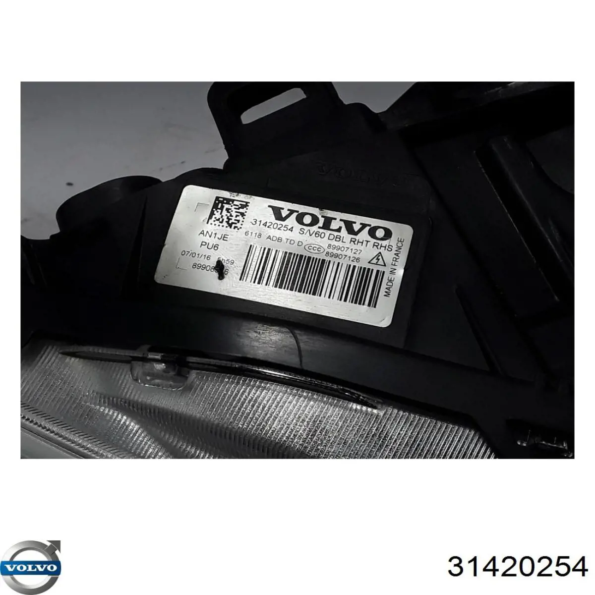 Правая фара 31420254 Volvo