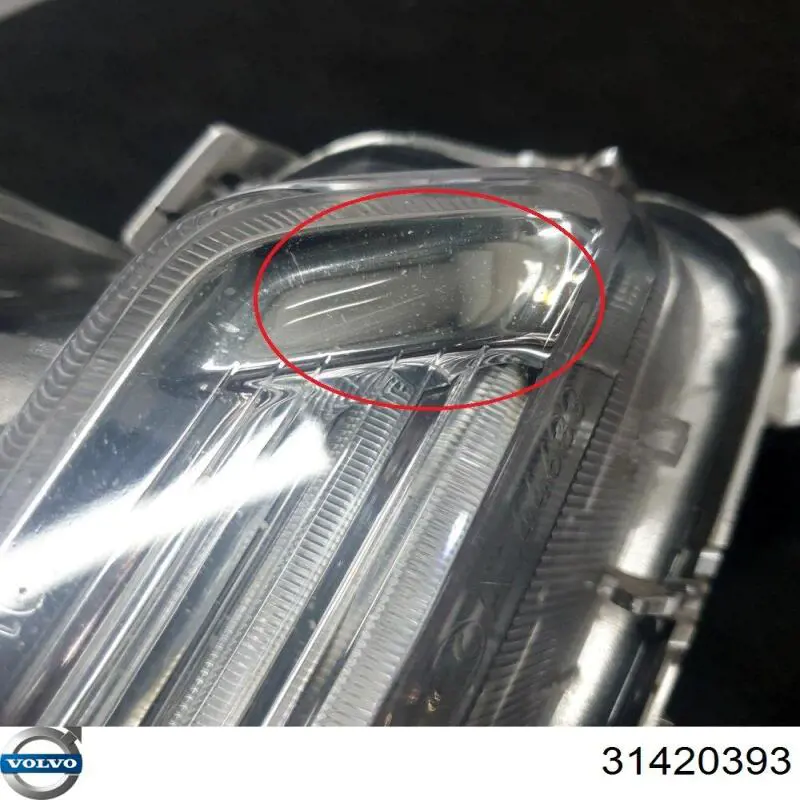 Габарит передний левый 31353287 Volvo