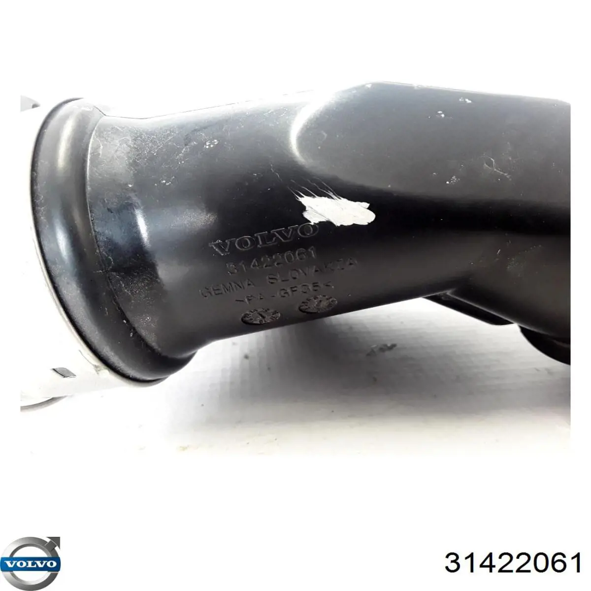 Купить 32325480 Volvo Патрубок воздушный, выход из турбины/компрессора (наддув)