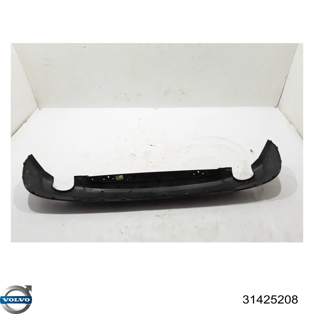 Спойлер переднего бампера Volvo 31425208 цена, от 34.21 USD