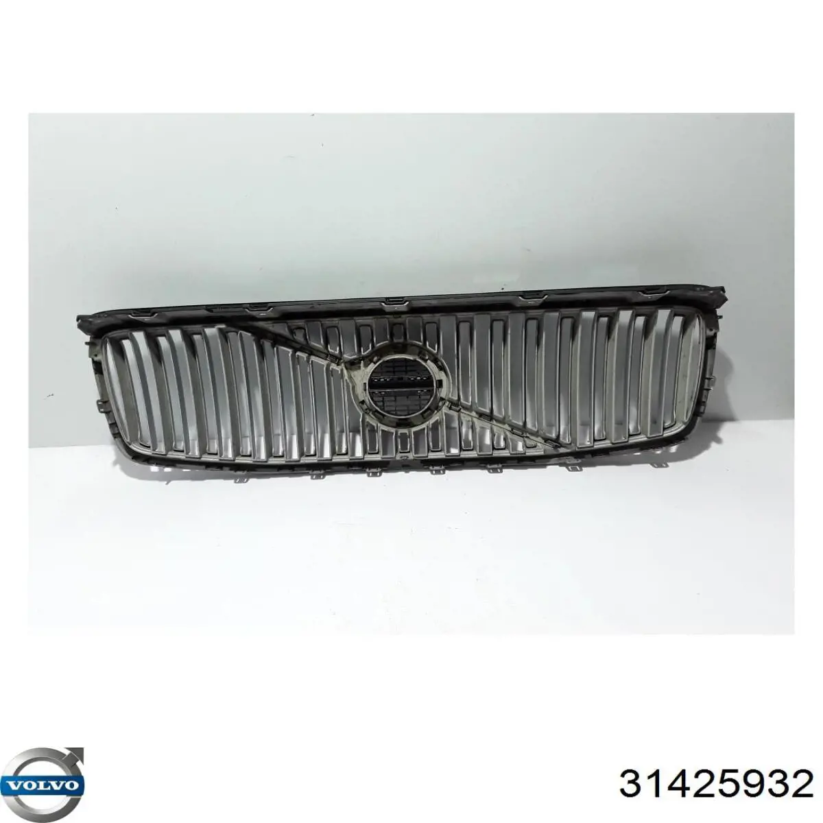 Облицовка радиатора Volvo 32228107 цена, от 218.01 USD