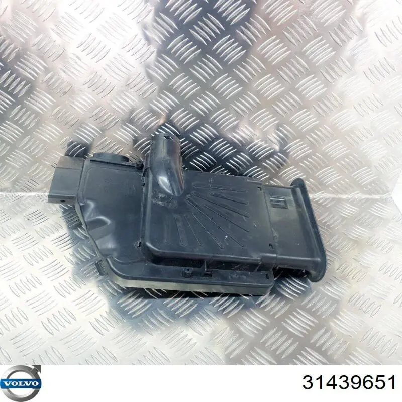31439651 Volvo Резонатор
