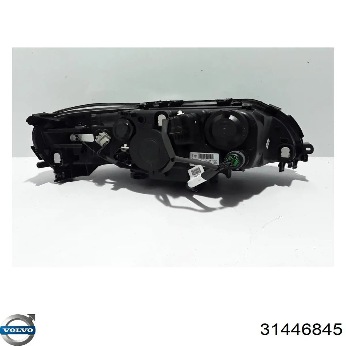 Купить 30784248 Volvo Фара левая передняя