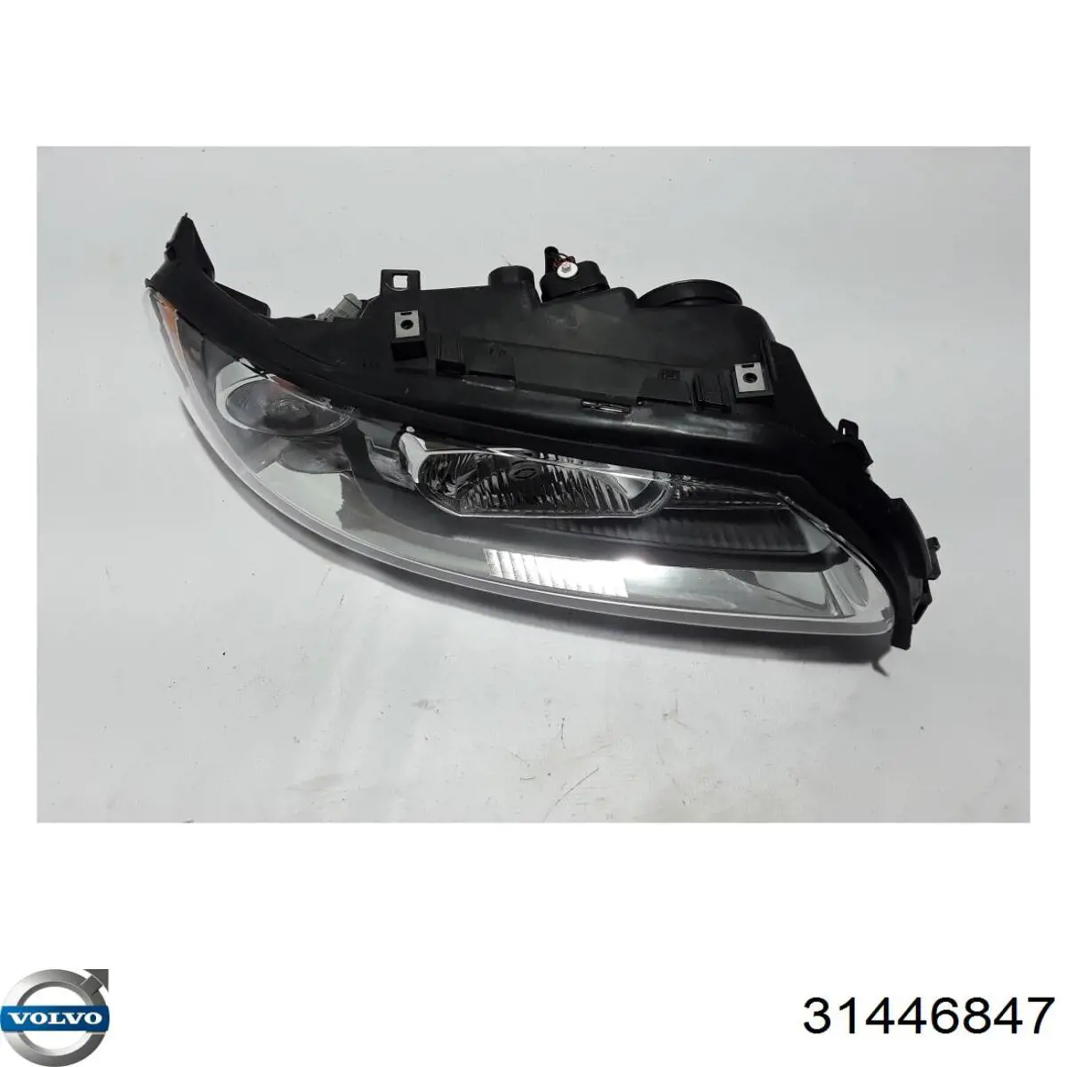 Купить 30784250 Volvo Фара основная правая
