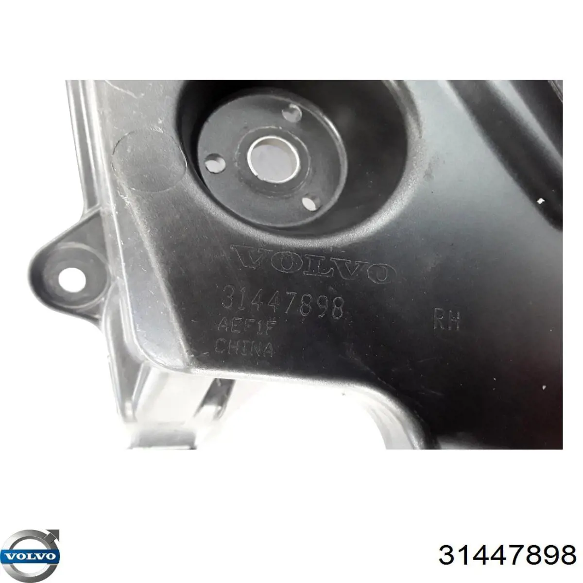 31447898 Volvo 