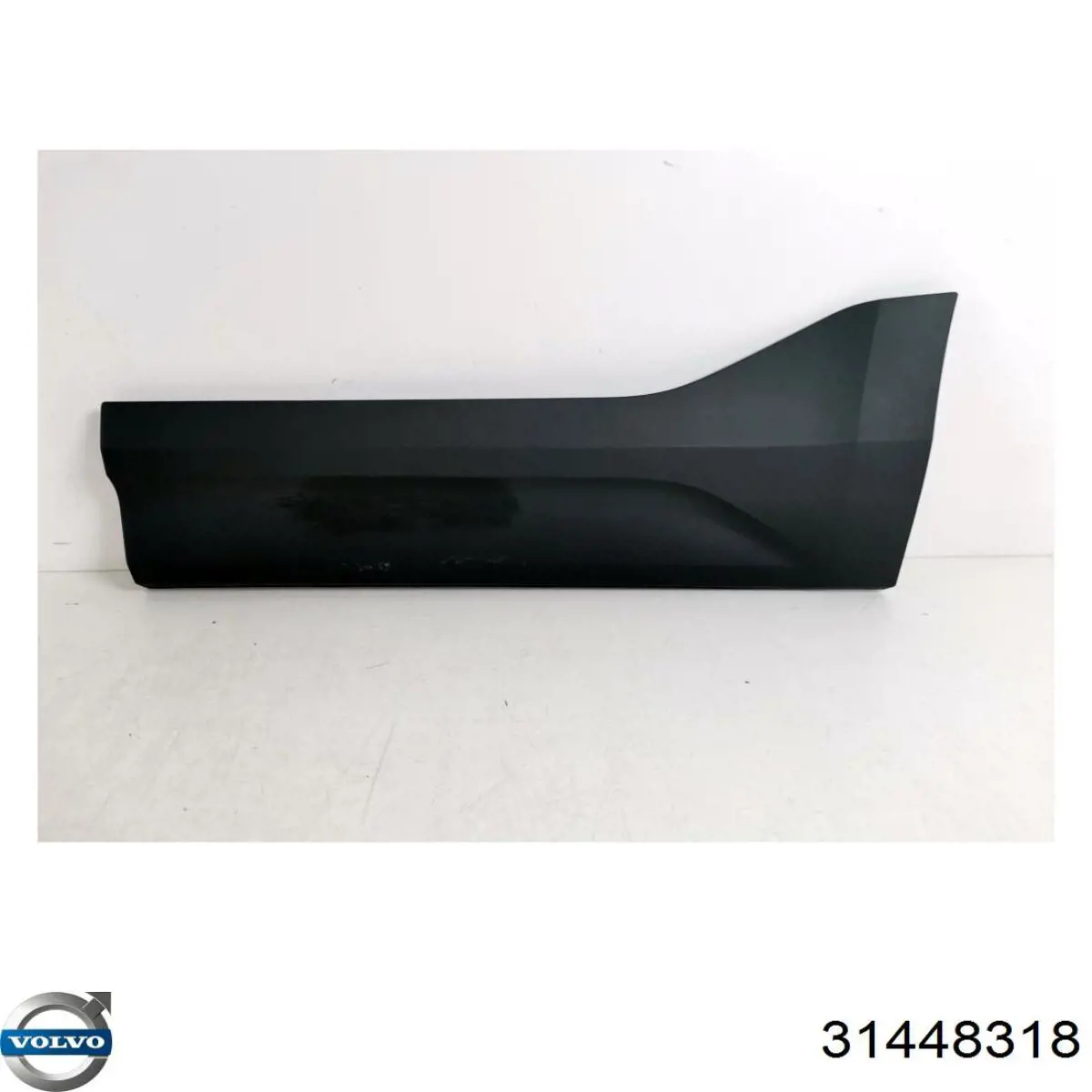 Молдинг двери задней левой нижний 31448318 Volvo