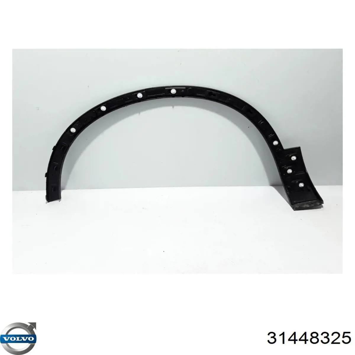 Купить 31448325 Volvo Молдинг арки крыла переднего, правый