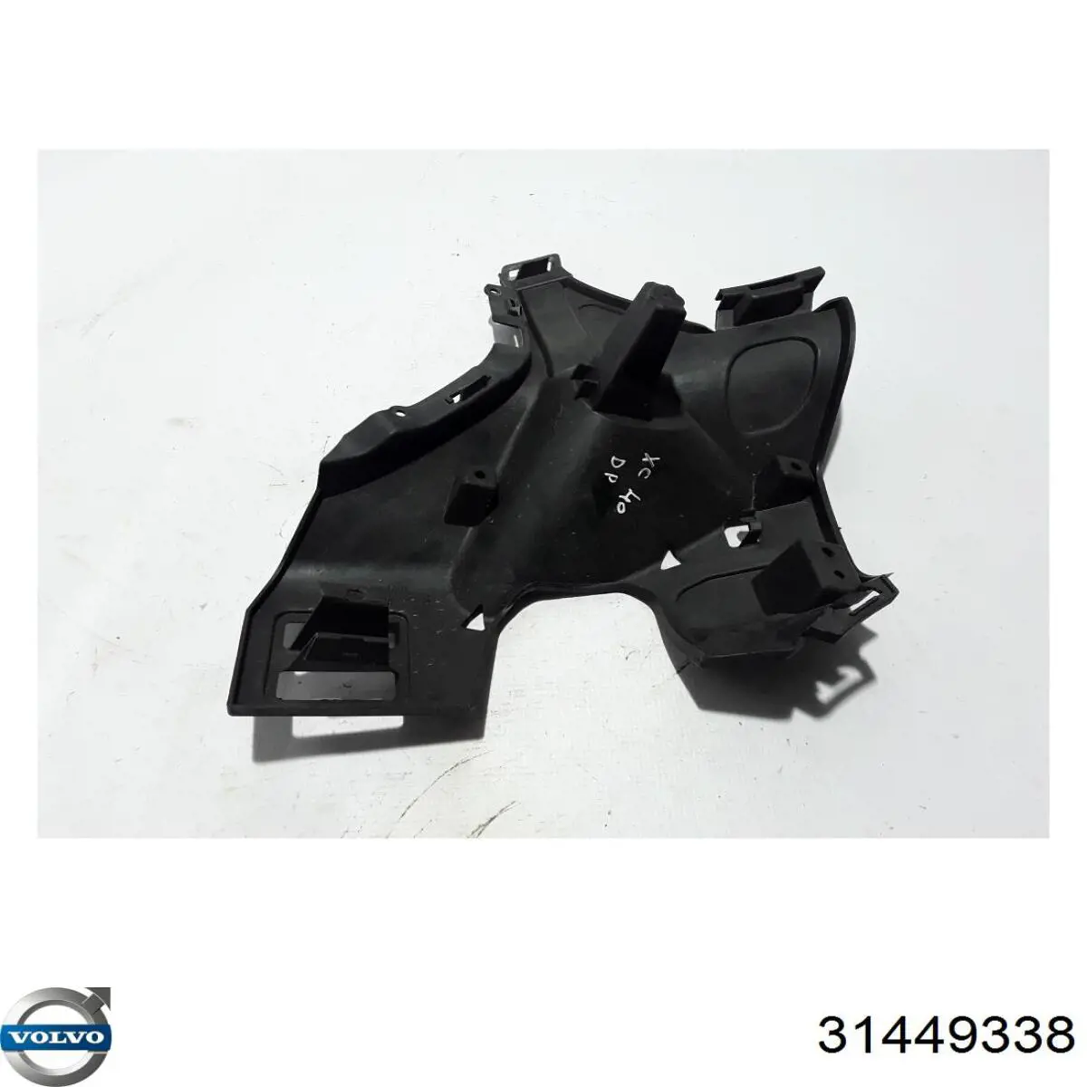 Направляющая переднего бампера левая Volvo 31449338 цена, от 28.82 USD