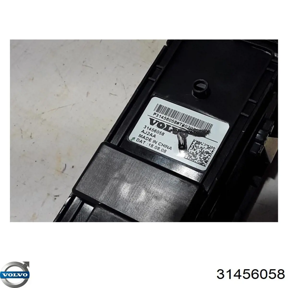 Кнопочный блок управления стеклоподъемником передний левый Volvo 32279441 цена, от 73.42 USD
