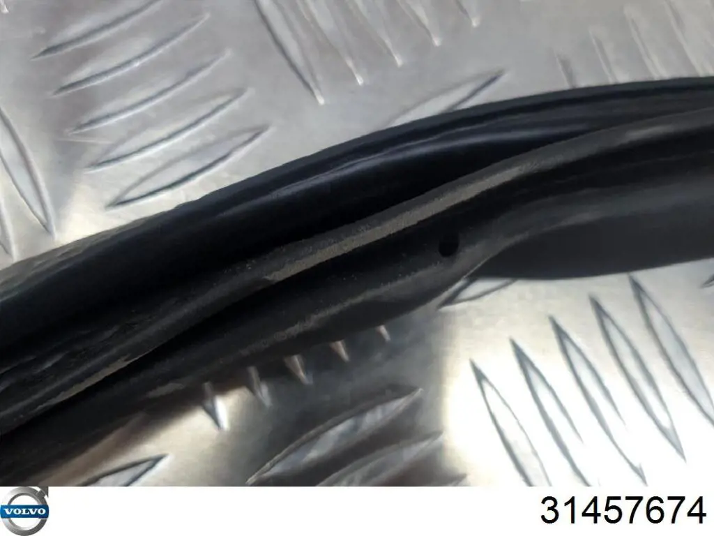 31457674 Volvo 