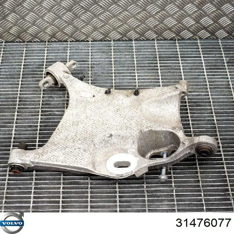 Рычаг задней подвески нижний правый Volvo 31476077 цена, от 112.74 USD