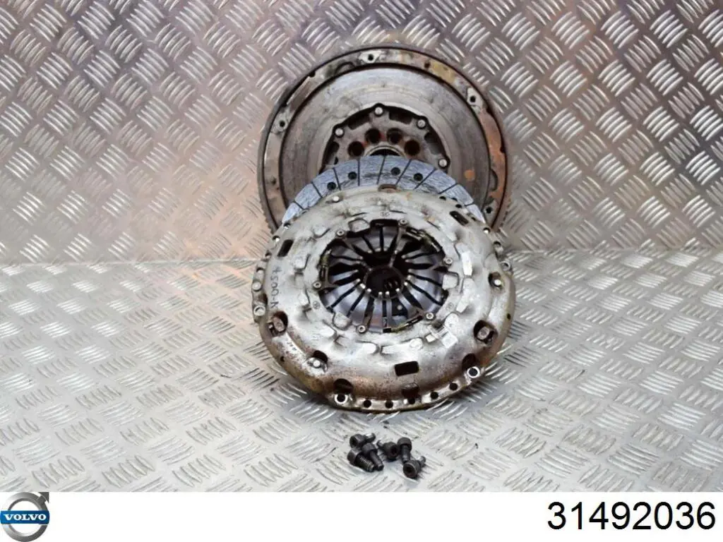 Купить 31370248 Volvo Комплект сцепления (диск, корзина, подшипник)