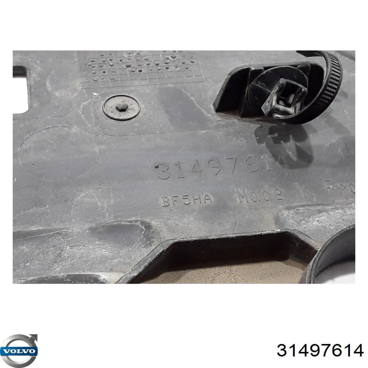Защита днища правая 31449199 Volvo
