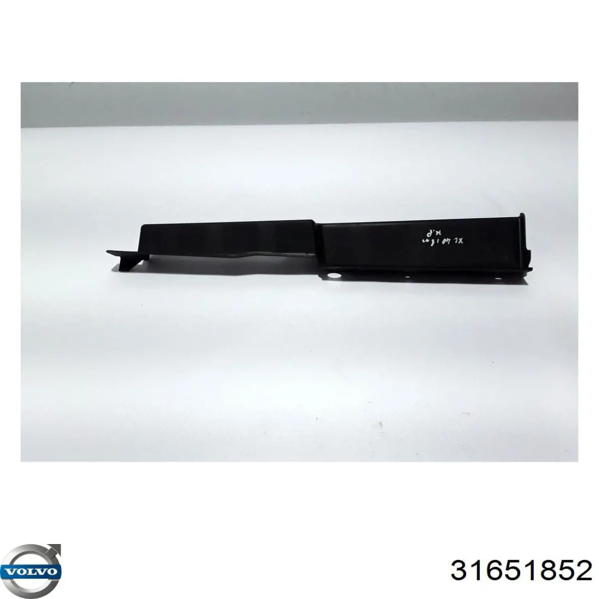31651852 Volvo 