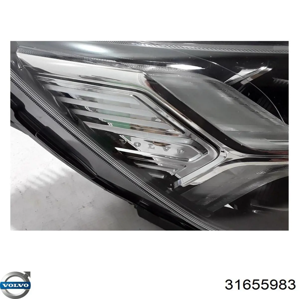 Правая блок фара Volvo 31655983 цена, от 588.06 USD