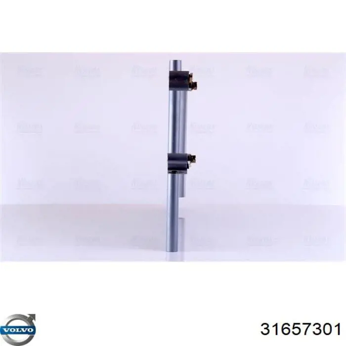 Радиатор кондиционера 31657301 Volvo