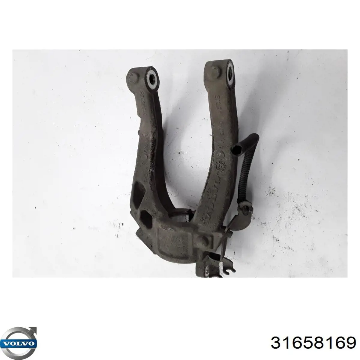 31658169 Volvo Вилка амортизатора переднего нижняя правая