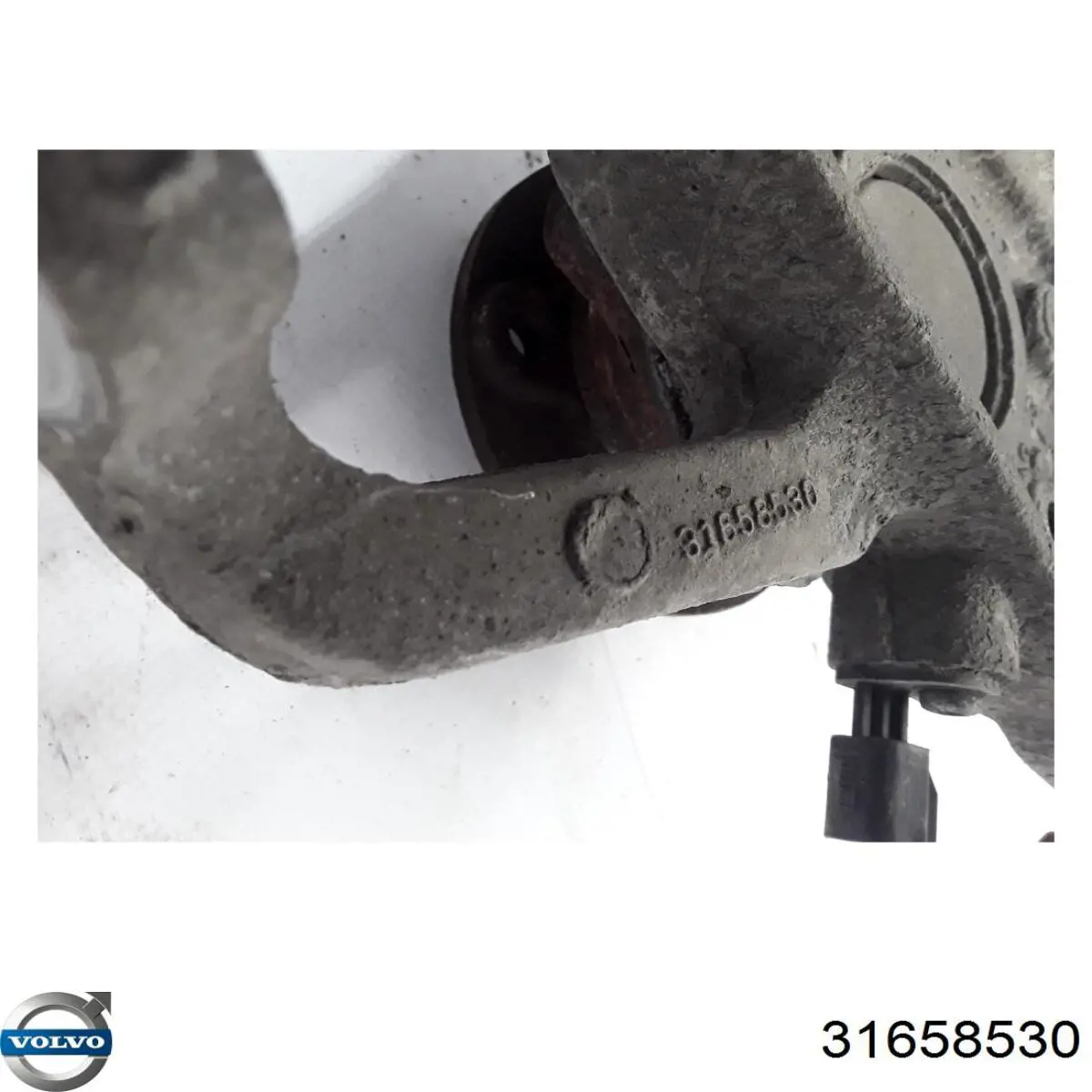 Цапфа поворотная правая Volvo 31360870 цена, от 307.92 USD