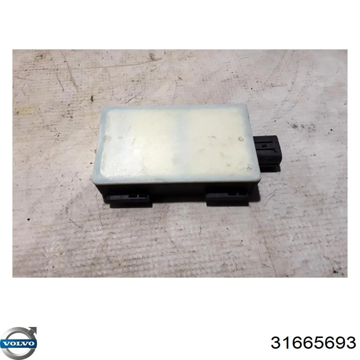 Датчик контроля мертвой зоны задний Volvo 31665693 цена, от 84.88 USD