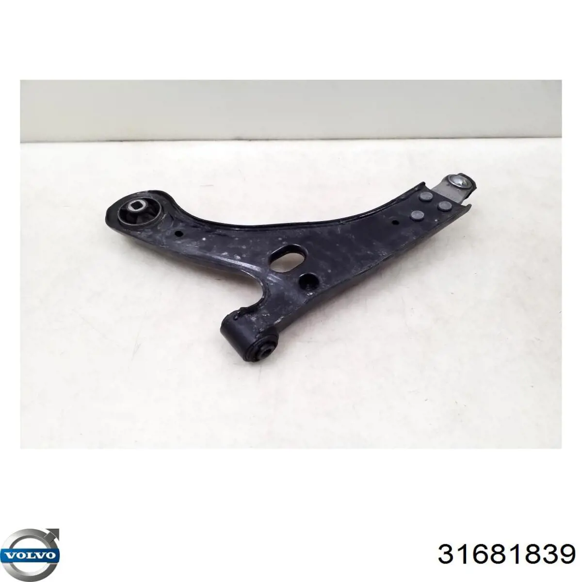 31681839 Volvo 