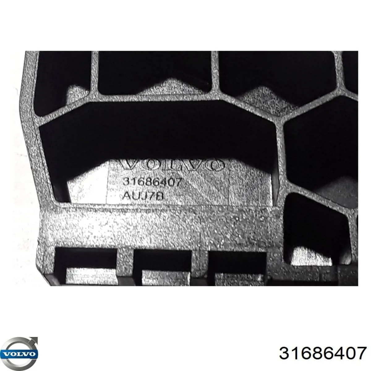 31686407 Volvo Кронштейн радиатора правый